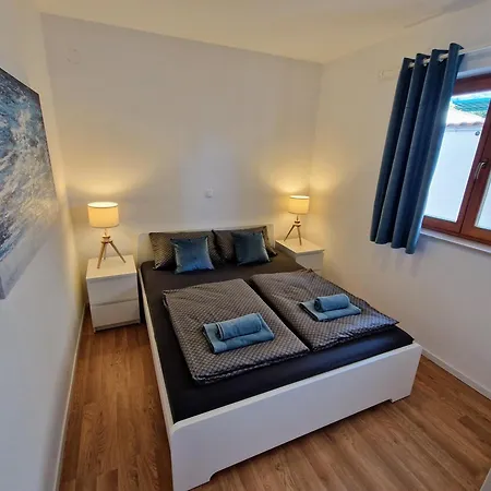 Ivana Kacjak Crikvenica Apartment *